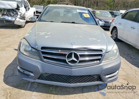 2013 Mercedes-Benz C 250 from USA, damaged, VIN WDDGF4HB3DA879414